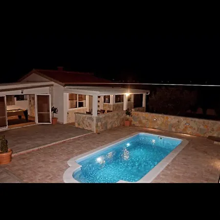 Prázdninový dům Family Iskra