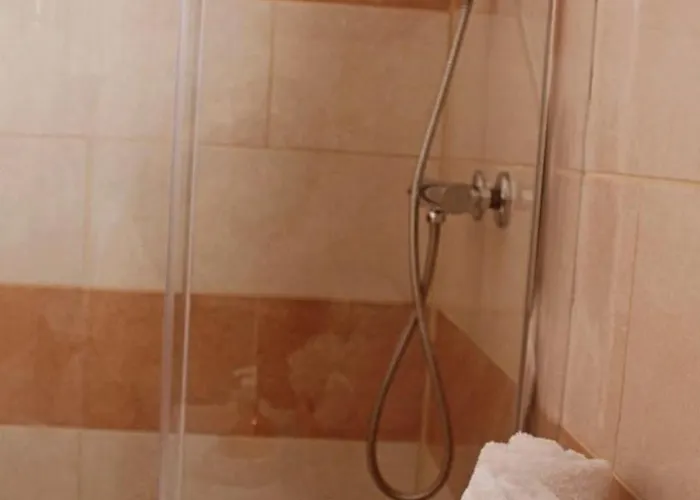 Дом отдыха Family Iskra