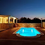 Σπίτι διακοπών Family Iskra *