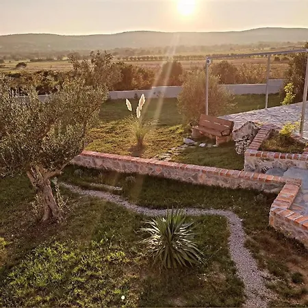 Family Iskra Holiday home *